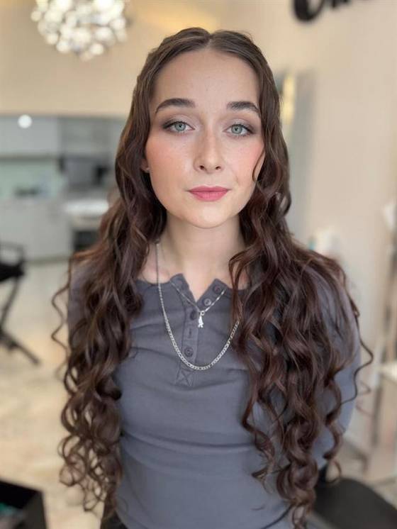 Líčení a kudrny